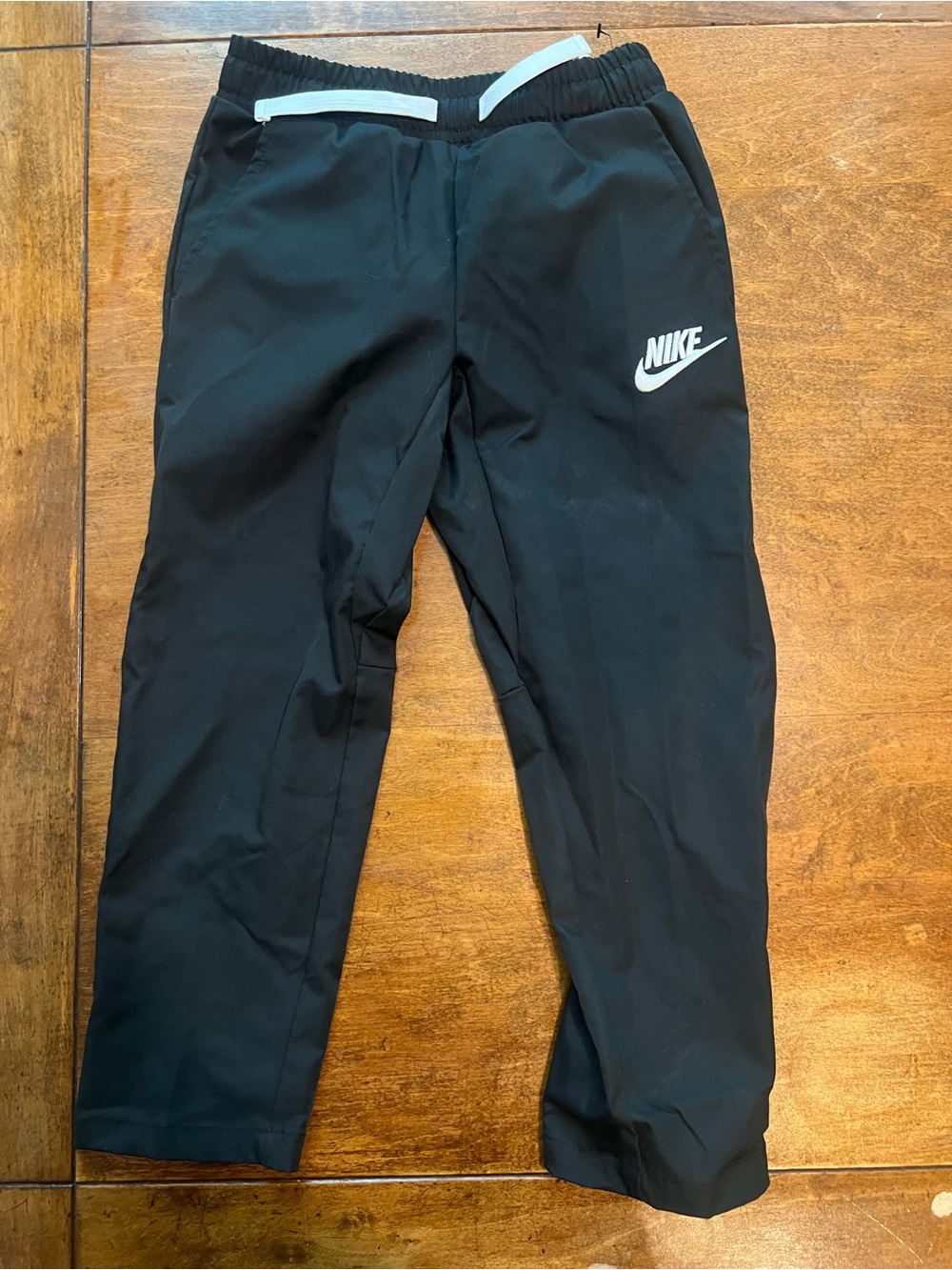 Nike Boys Black Lined Wind Pants Athletic Pants Size 5–6Y